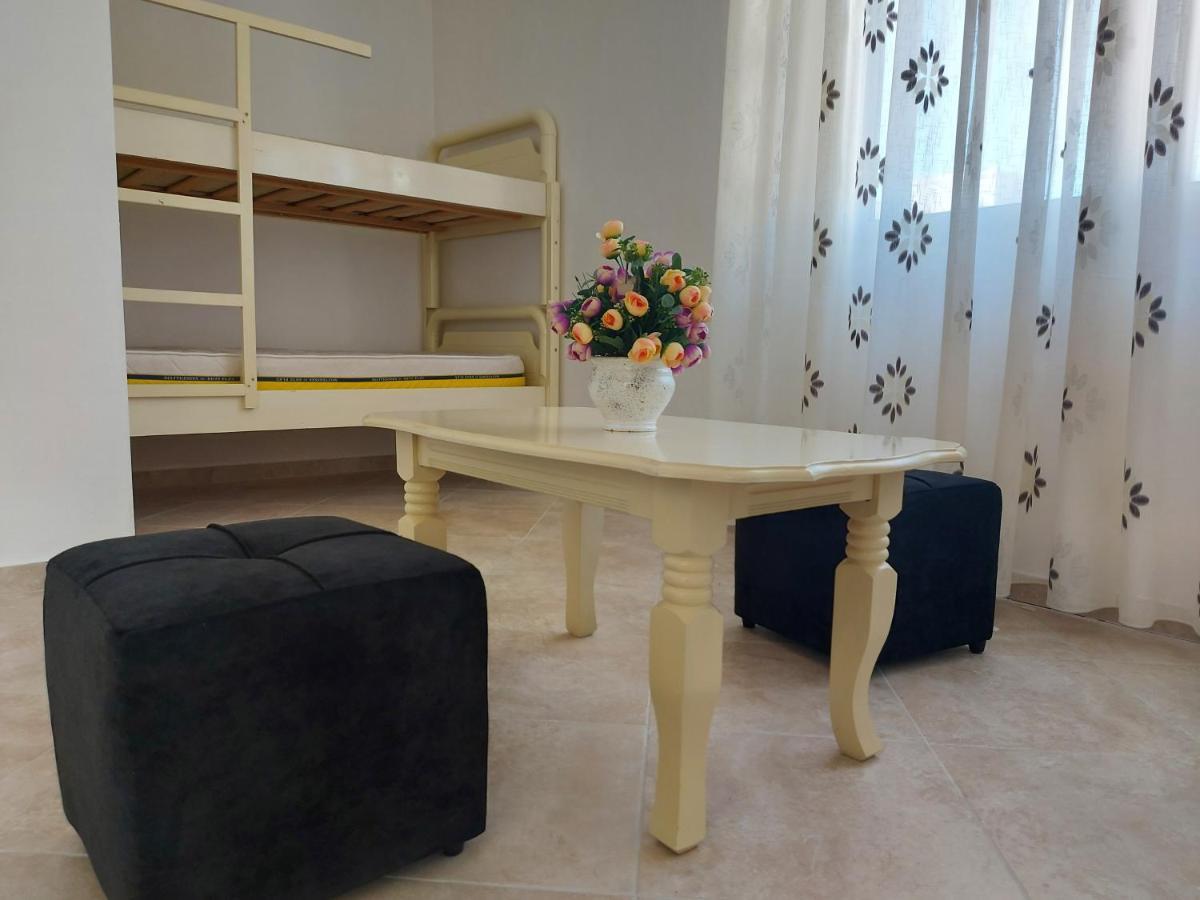 דורס Bral Apartment 7 - Two-Bedroom With Seaview מראה חיצוני תמונה