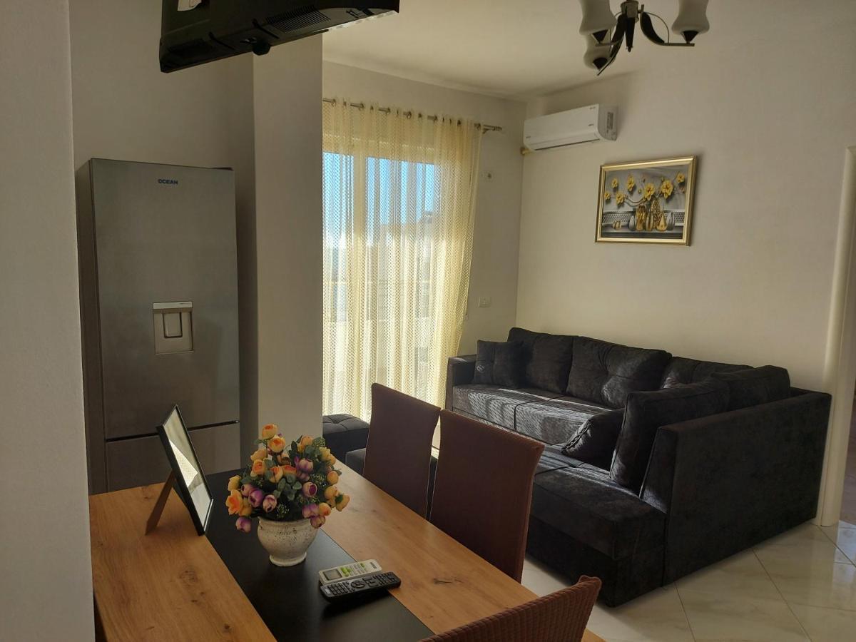 דורס Bral Apartment 7 - Two-Bedroom With Seaview מראה חיצוני תמונה