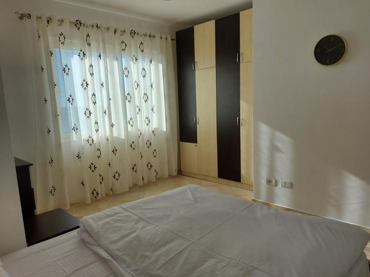 דורס Bral Apartment 7 - Two-Bedroom With Seaview מראה חיצוני תמונה
